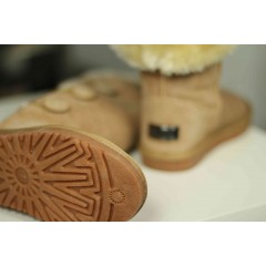 Подростковые / женские угги UGG Classic Tall пуговицы ( бежевые )