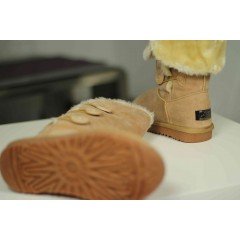 Подростковые / женские угги UGG Classic Tall пуговицы ( бежевые )
